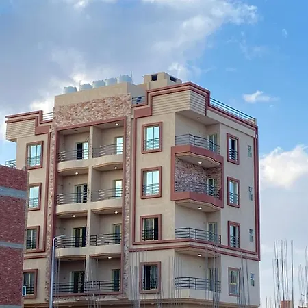 Mando The Golden House Apartment